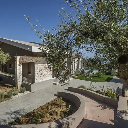 Aa Luxury Villa *