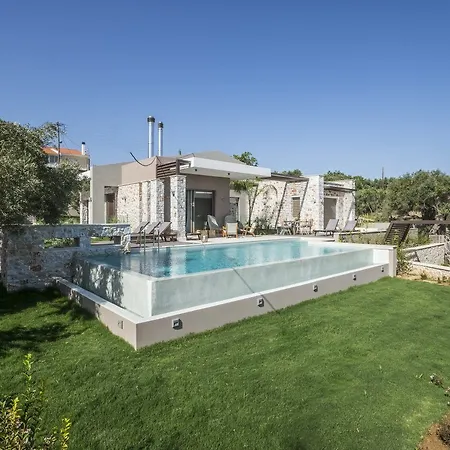 Aa Luxury Villa *