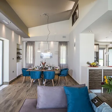 Villa Aa Luxury