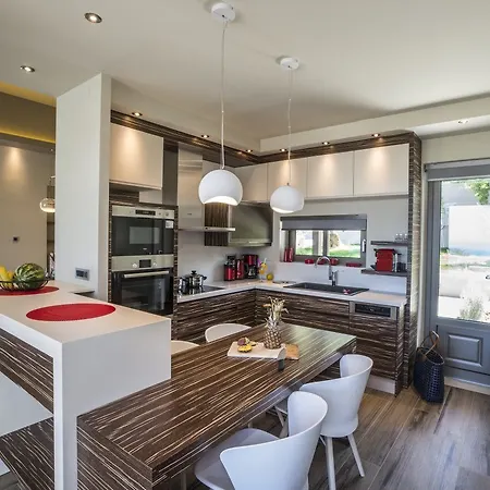 Villa Aa Luxury Daratsos
